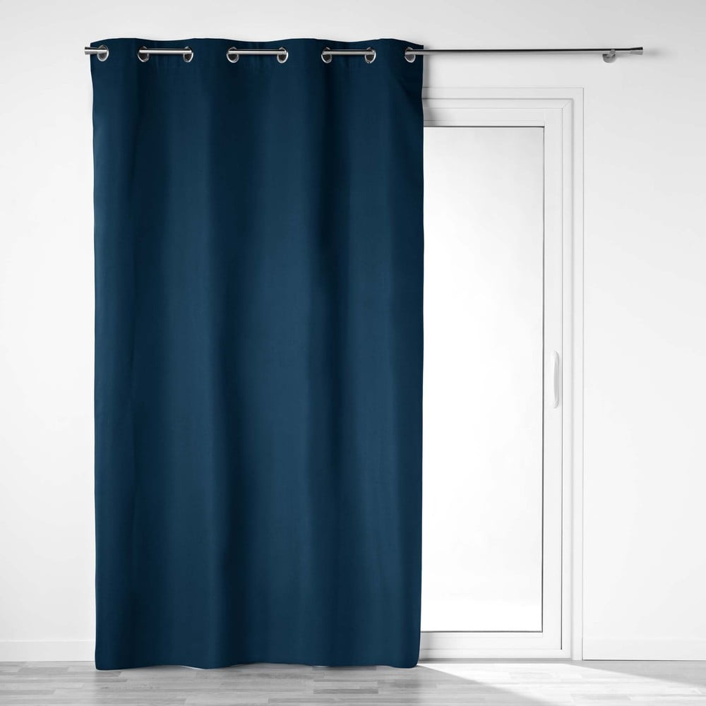 Tmavomodrý zatemňovací záves z mikrovlákna 140x260 cm Obscure – douceur d'intérieur