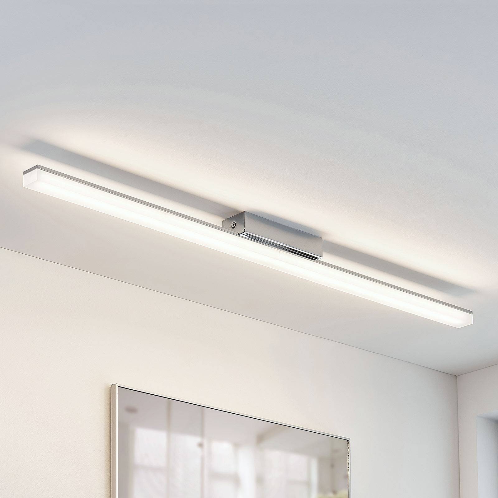 Lindby LED stropné kúpeľňové svietidlo Levke, 100 cm, stmievateľné, IP44