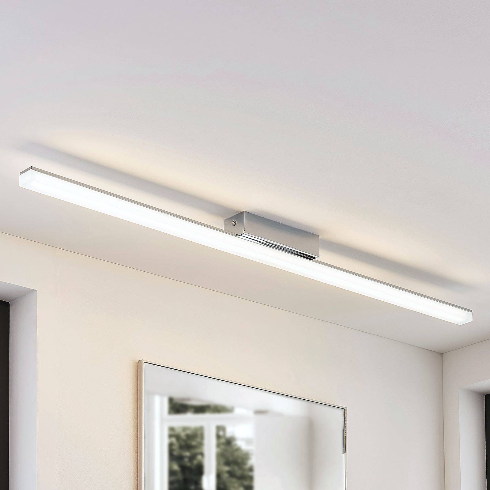 Lindby LED stropné kúpeľňové svietidlo Levke, 116 cm, stmievateľné, IP44