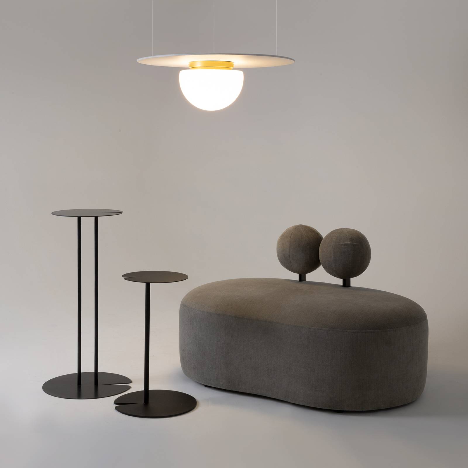 Stropné svietidlo Maytoni Glassy, biela / zlatá, Ø 31,5 cm, sklo