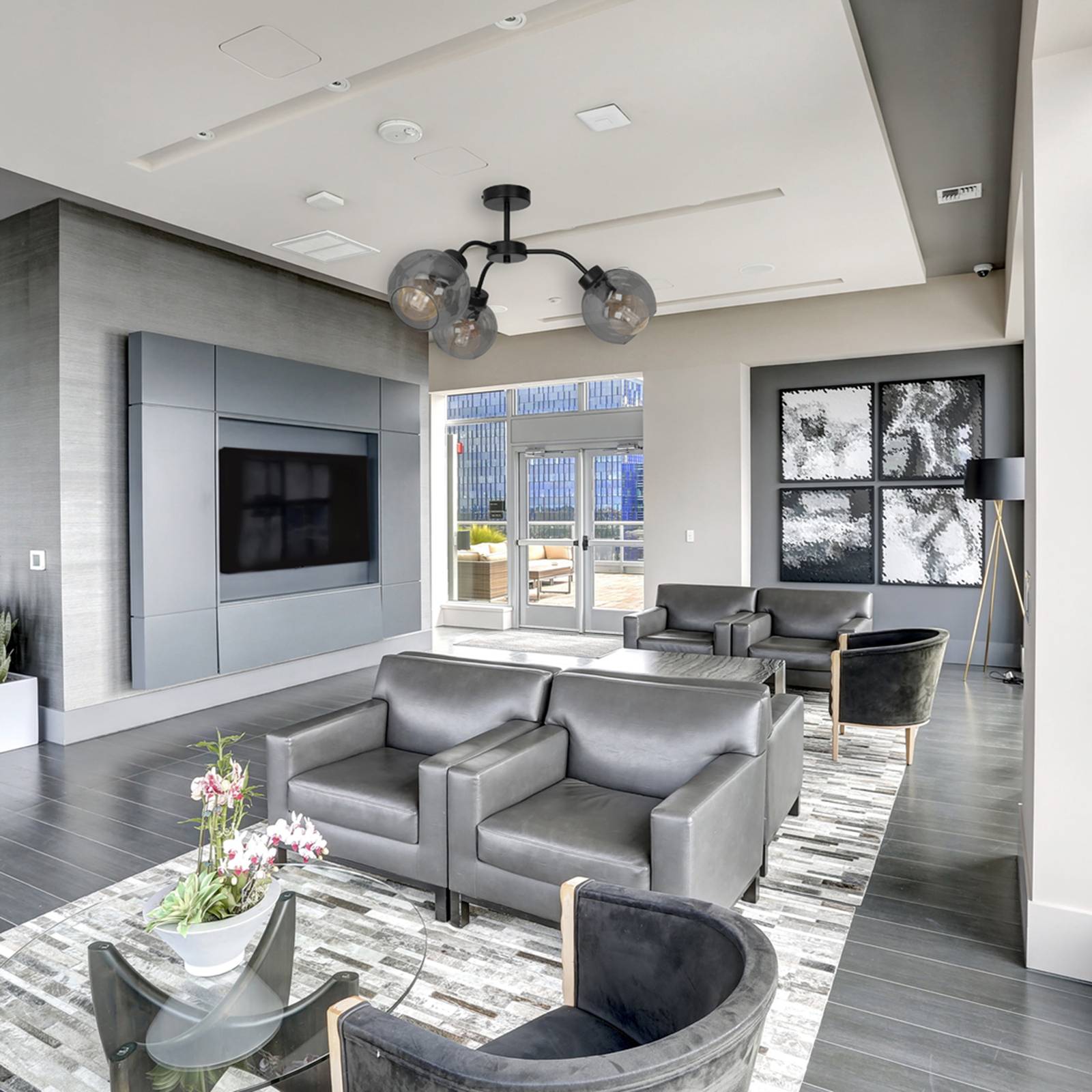 Stropné svietidlo Sofia, 3-plameňové, dymovo šedé