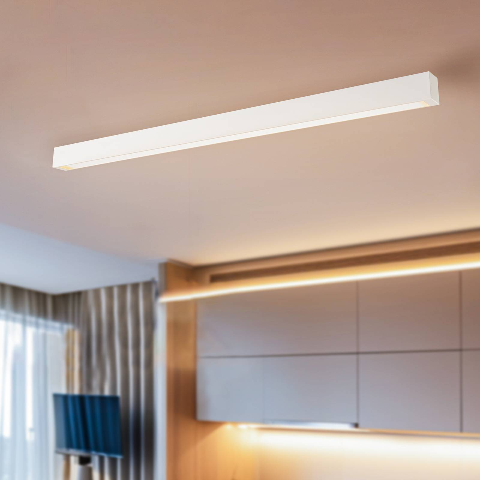 Stropné svietidlo Straight biele 122 cm