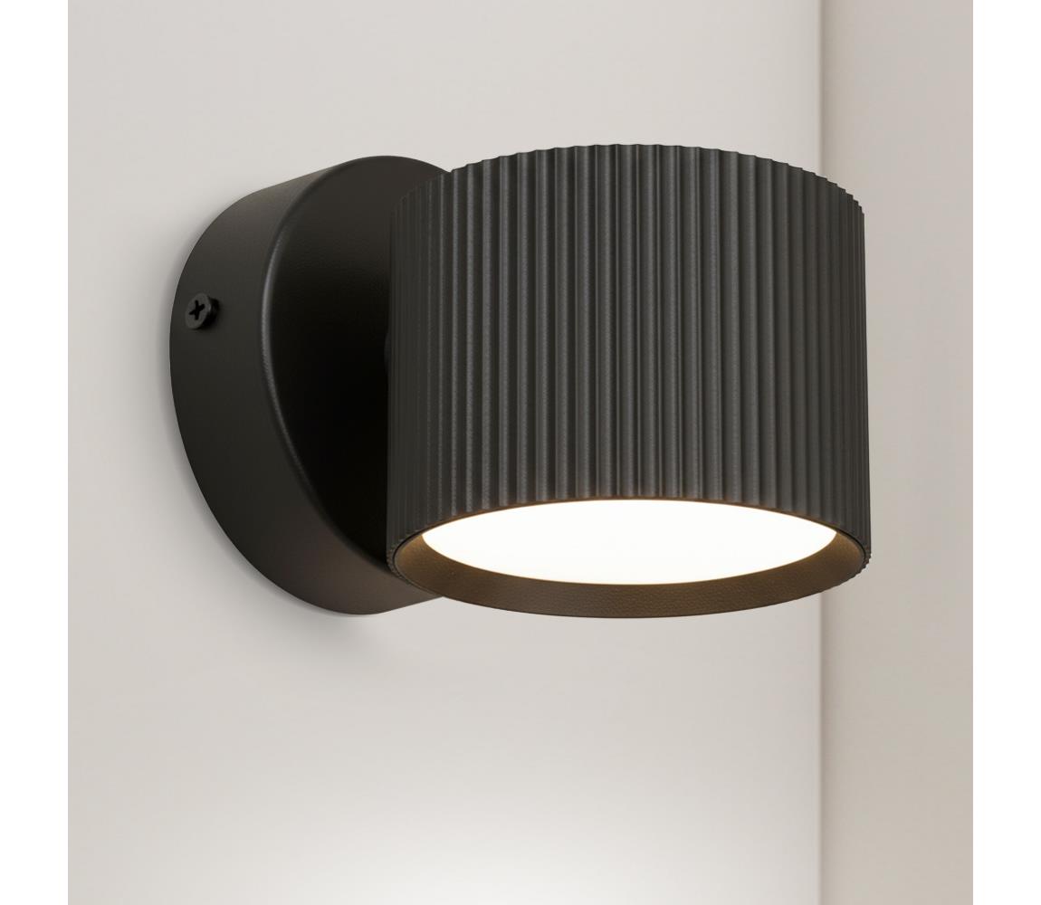 Brilagi Nástenné bodové svietidlo STRIPY 1xGX53/15W/230V čierne WO-GX-06-BLK-OEM